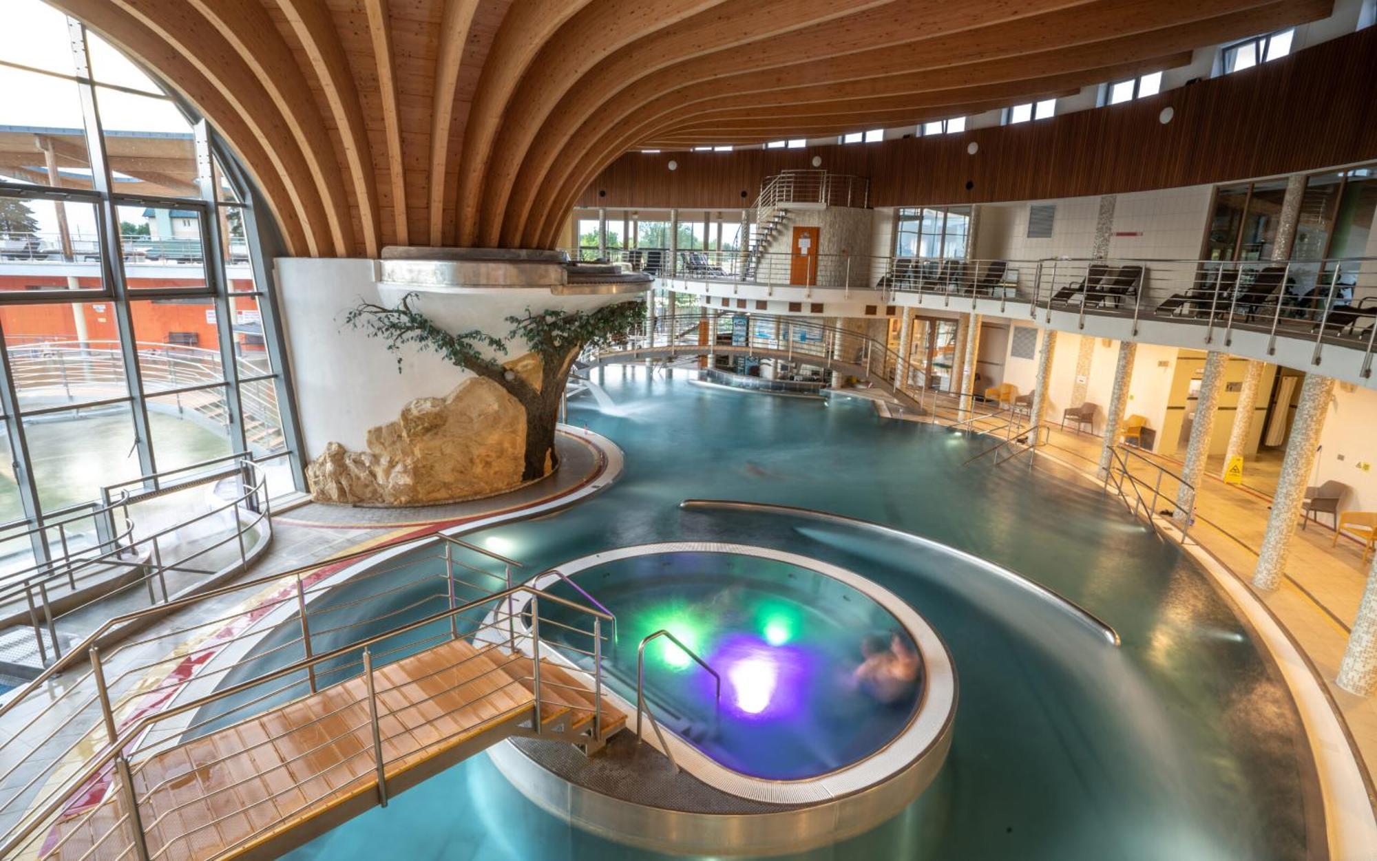Dom V Zahrade Hotel Podhajska Luaran gambar